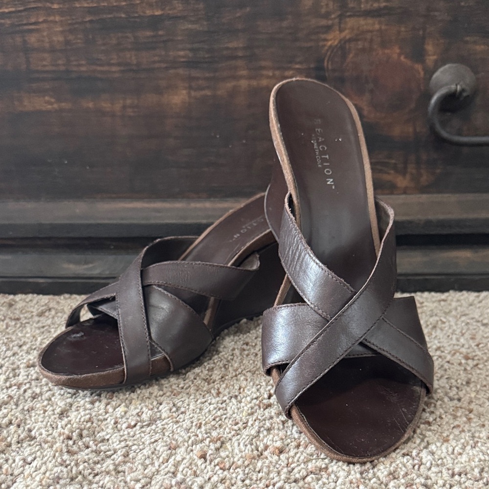 Kenneth Cole Reaction Dark Brown Leather Mules